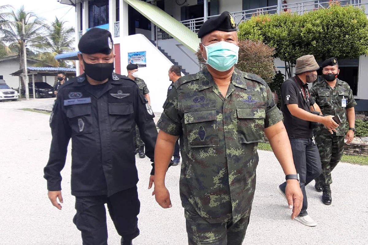 สาวไทยสนใจสมัครเป็นอาสาสมัครทหารพรานเกินเป้า