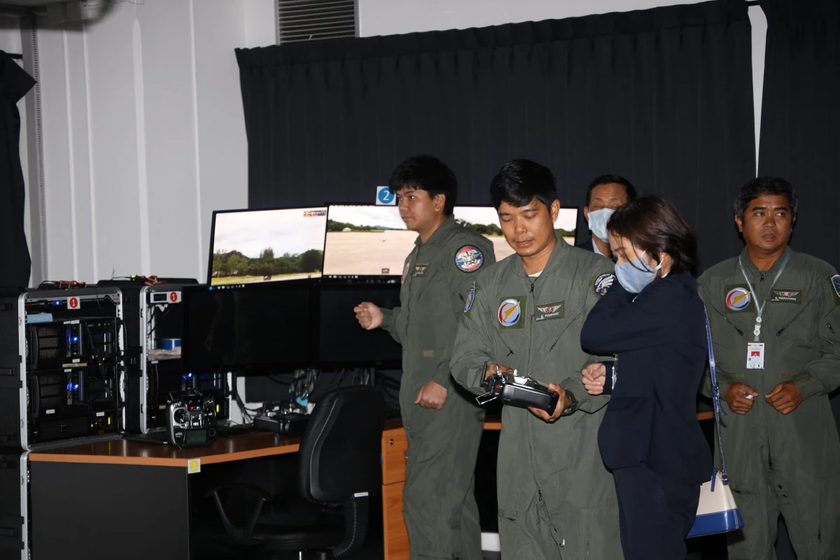 ศูนย์ฝึกอบรมระบบอากาศยานไร้คนขับ สถาบันเทคโนโลยีป้องกันประเทศ (Defence Technology Institute Unmanned Aircraft Systems Training Centre : DTI-UTC) ผ่านการรับรองจากสถาบันฝึกอบรมด้านการบิน Approved Training Organization (ATO)