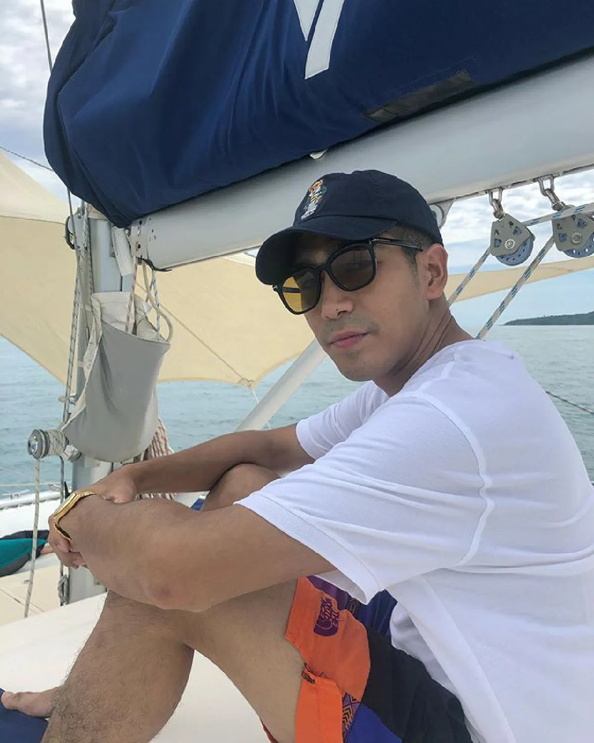 ปราง-โต้ง ทูพี ควงคู่เติมความหวาน ล่องเรือยอร์ชกลางทะเลภูเก็ต