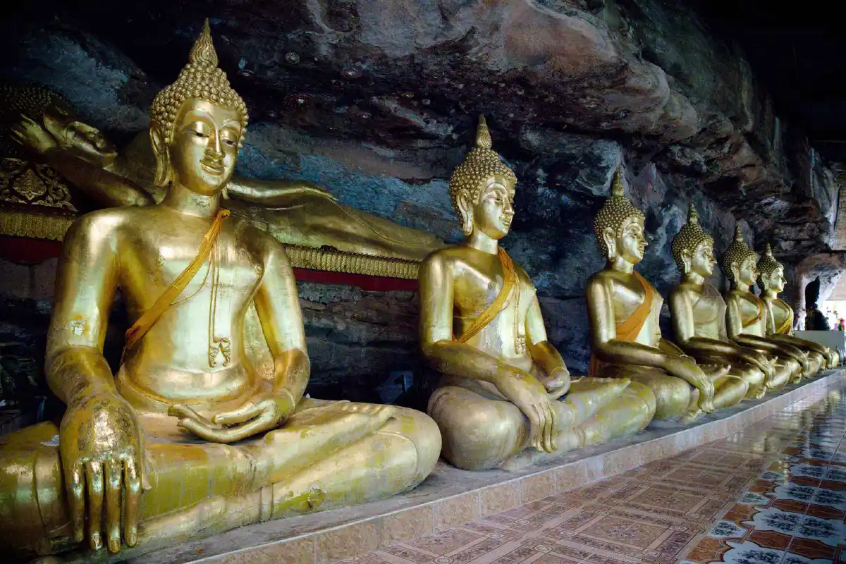 ออกเที่ยวไป #สไตล์สายมู @อุบลราชธานี