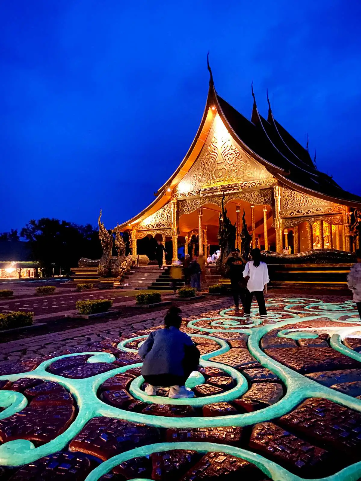 ออกเที่ยวไป #สไตล์สายมู @อุบลราชธานี