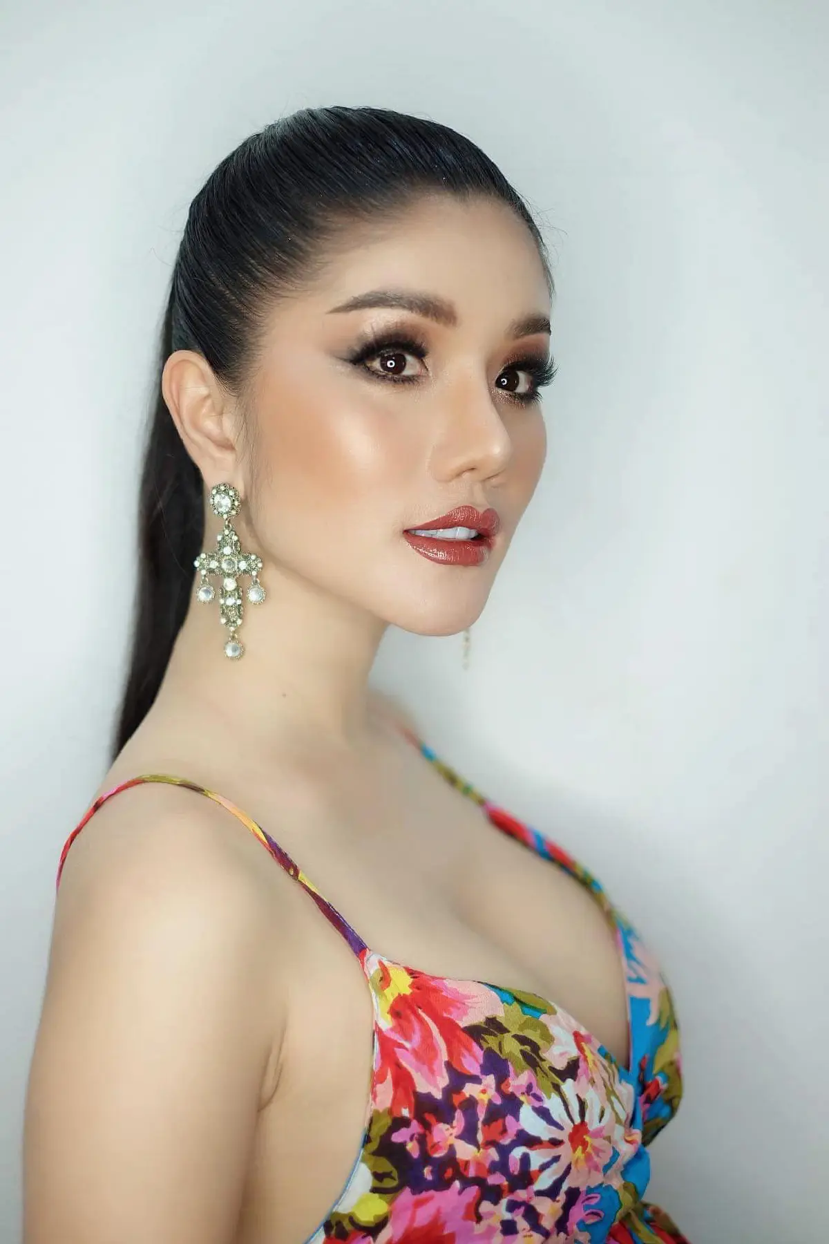 “หมอลำแพรวพราว” ยอมจ่าย 3.4 แสนบาท เหมาเครื่องบินเจ็ตพาแม่โคม่ารักษาตัวด่วน