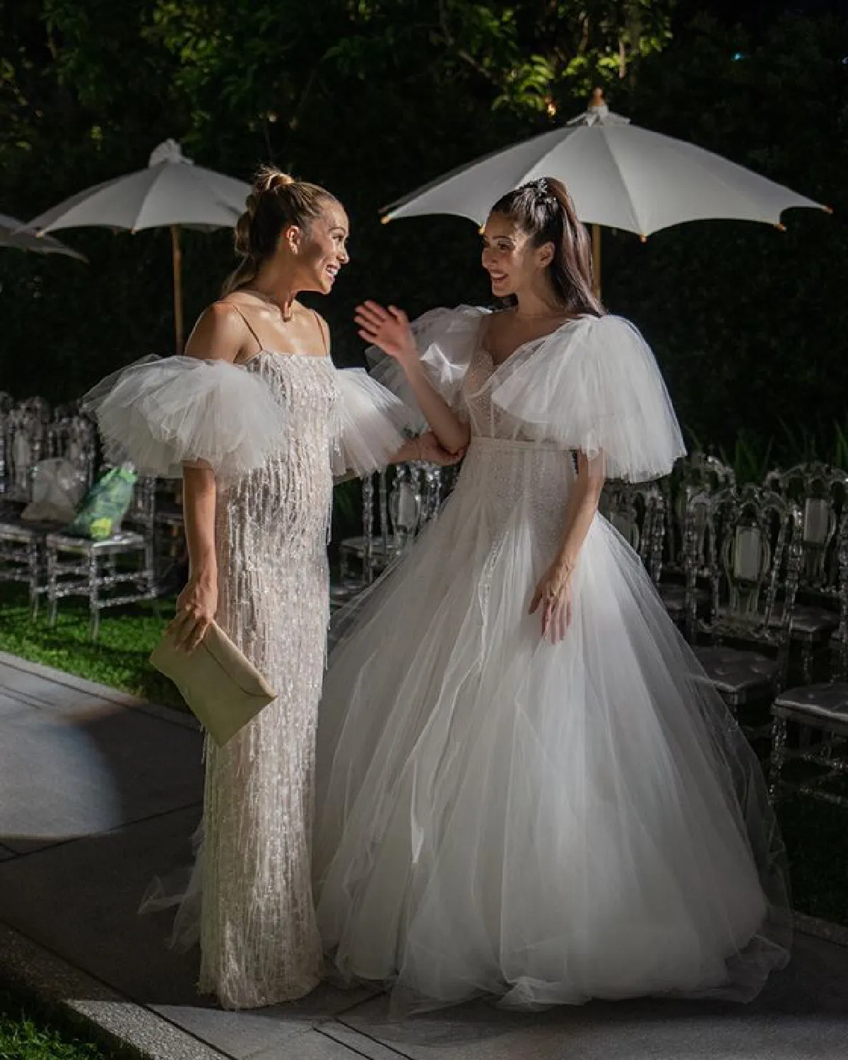  "ศรีริต้า-เทย่า" ว่าที่คุณแม่ป้ายแดงในชุดสวย ออร่าพุ่งสวย สะกดทุกสายตา