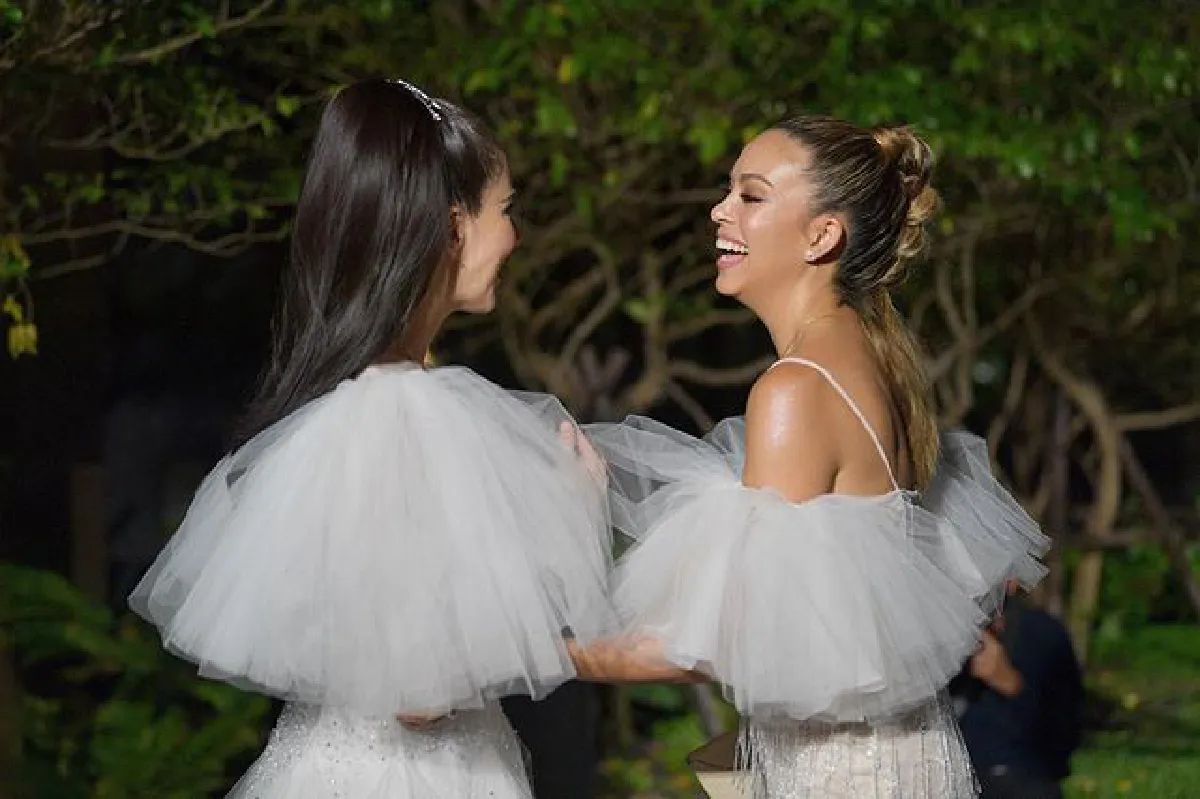  "ศรีริต้า-เทย่า" ว่าที่คุณแม่ป้ายแดงในชุดสวย ออร่าพุ่งสวย สะกดทุกสายตา