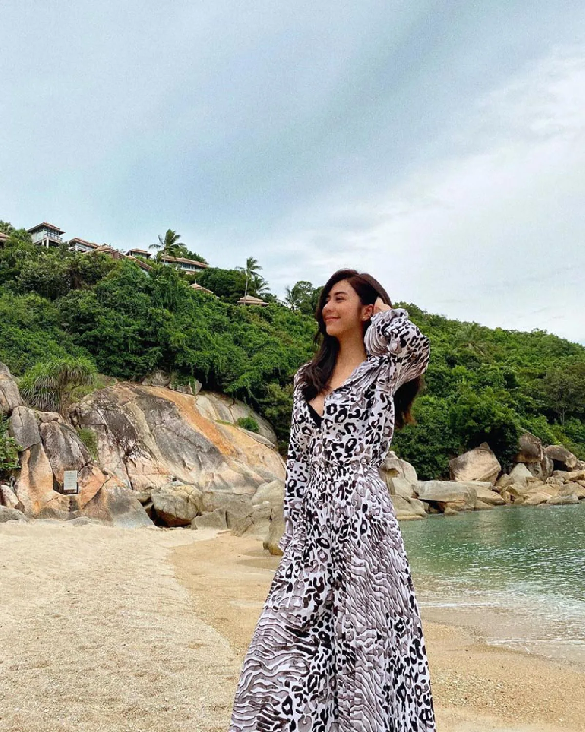 “ไฮโซแชมป์” อวดคลิปหวานขอบคุณ “น้ำหวาน The Face” ที่อยู่เคียงข้างกัน