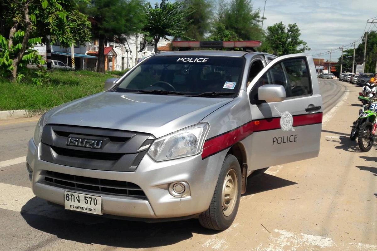 พระคลั่งอาละวาดห้องฉุกเฉินตำรวจคุมตัวส่งวัด ป่วนอีก!จะปีนรถโดยสาร