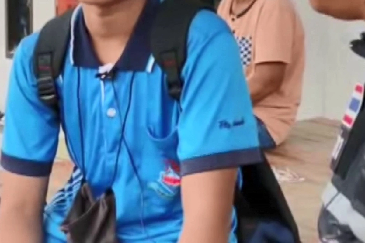 ฉาวอีก!ครูวัยทองเครียดขับรถชนหมาตายตบหน้าเด็กชายม.2กลางงานเลี้ยงเกษียณ