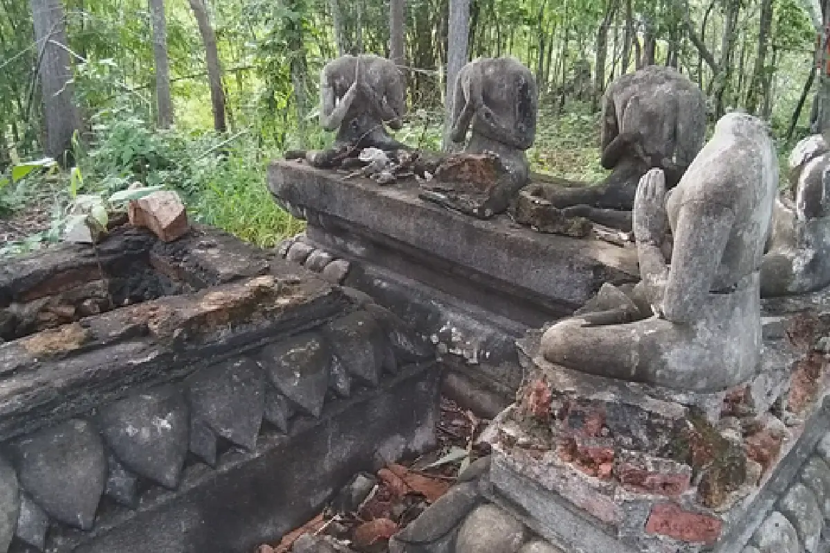 ลือสนั่นผีดุ! บุกพิสูจน์วัดร้างกลางป่าสุโขทัยพิชิตบันได 876ขั้น