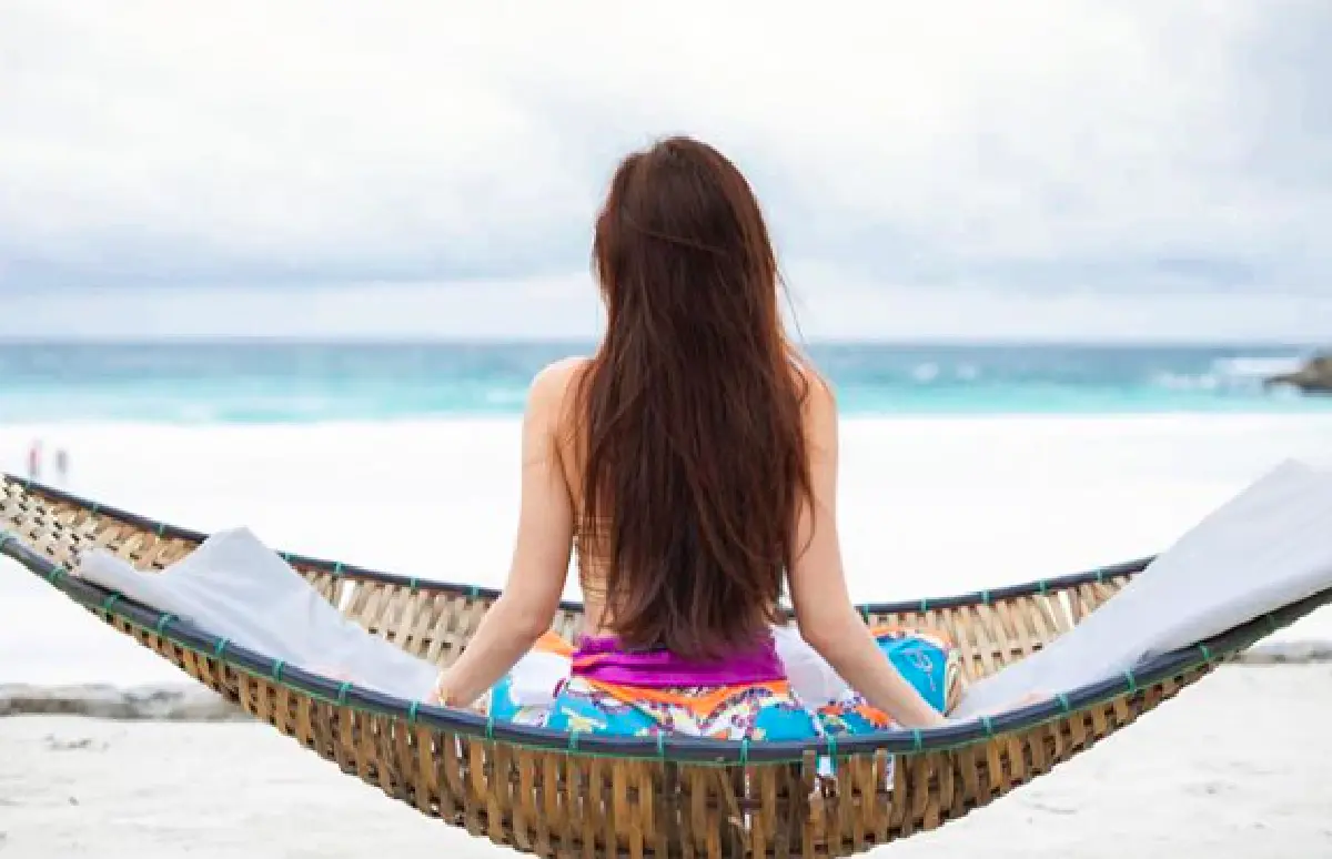 “อั้ม พัชราภา” โชว์ช็อตเด็ด นอนแช่อ่างอาบน้ำที่โรยไปด้วยกลีบดอกกุหลาบ