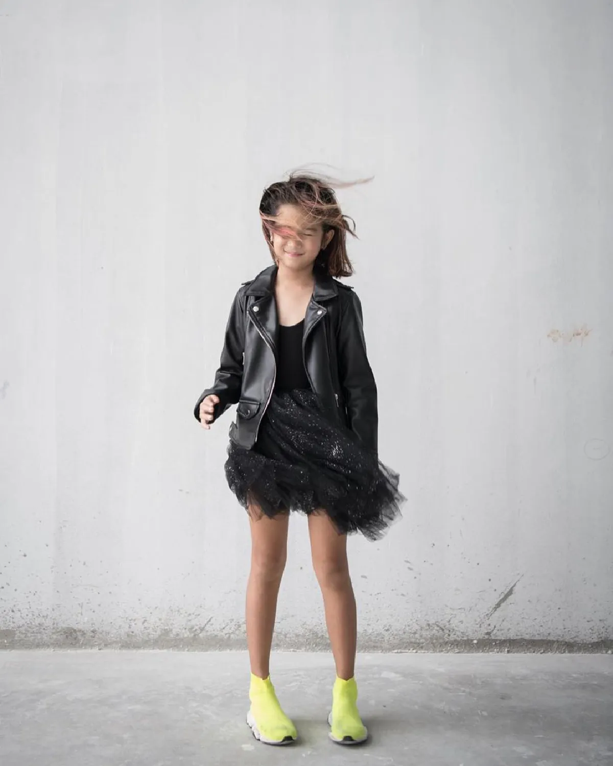 “พลอย จินดาโชติ” อวยพรวันเกิด “น้องเวลา” อายุครบ 8 ขวบ ด้วยภาพถ่ายแบบสุดเก๋ 