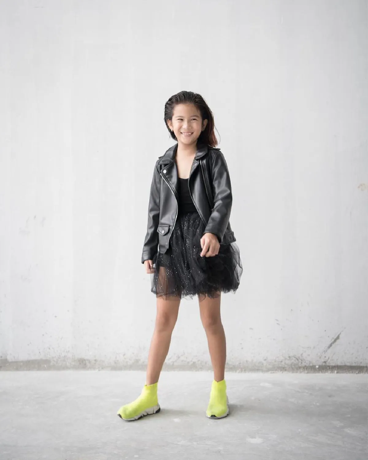 “พลอย จินดาโชติ” อวยพรวันเกิด “น้องเวลา” อายุครบ 8 ขวบ ด้วยภาพถ่ายแบบสุดเก๋ 