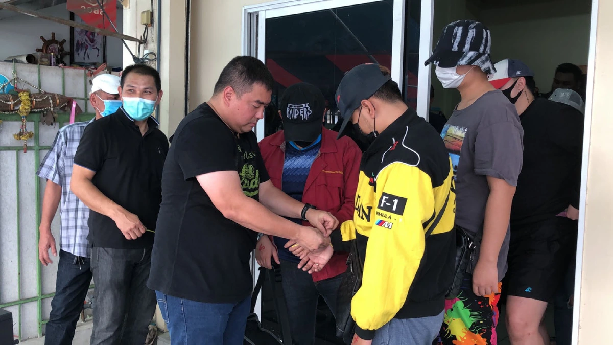 บุกทลายแหล่งรับแทงบอลออนไลน์เวปดังพบเงินหมุนเวียน 590 ล้าน