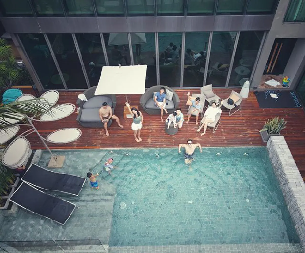 “เนย โชติกา-กระแต ศุภักษร“ แท็คทีมพร้อมครอบครัวพากันเที่ยวพักผ่อนทะเลพัทยา 