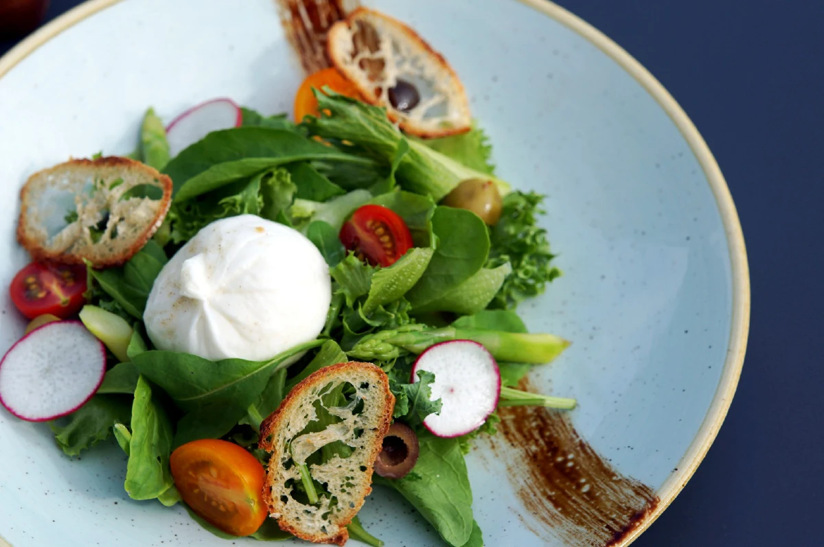 สังสรรค์บนสวรรค์ชั้นดาดฟ้า @Cooling Tower Rooftop Bar