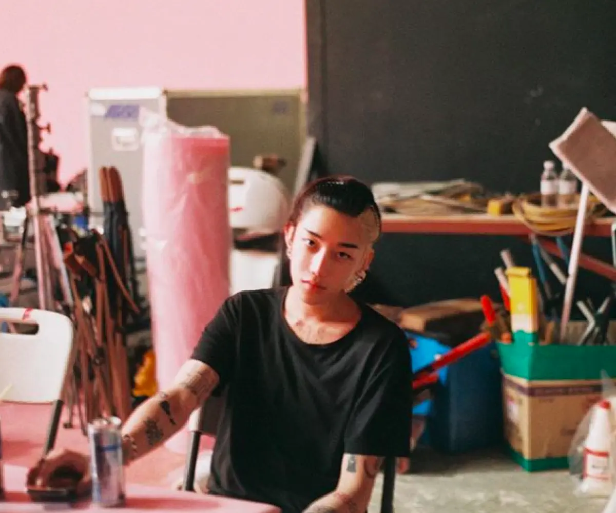  “ลอเรน” ขึ้นแท่นหนุ่มสุดฮอต! หลังถูก “ลิซ่า BLACKPINK” ซบอกใน MV 