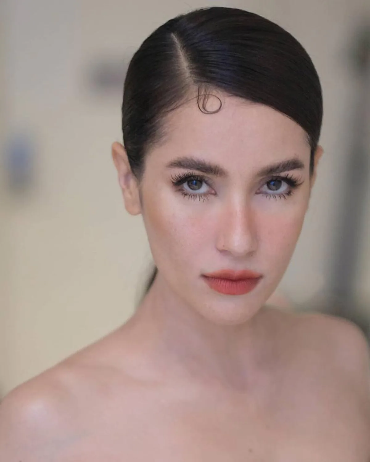 “แอน ทองประสม” กับเมคอัพลุคสุดเริ่ด บอกเลยสวยฟาดมากจนลืมอายุ 