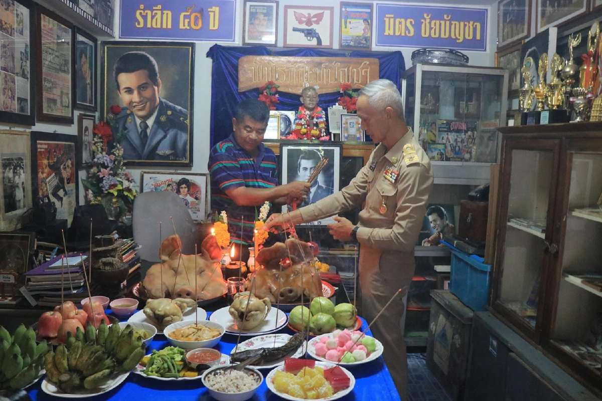 กลุ่มคนรักมิตร ชัยบัญชาจัดงานรำลึกครบรอบ 50 ปีอดีตพระเอกดัง