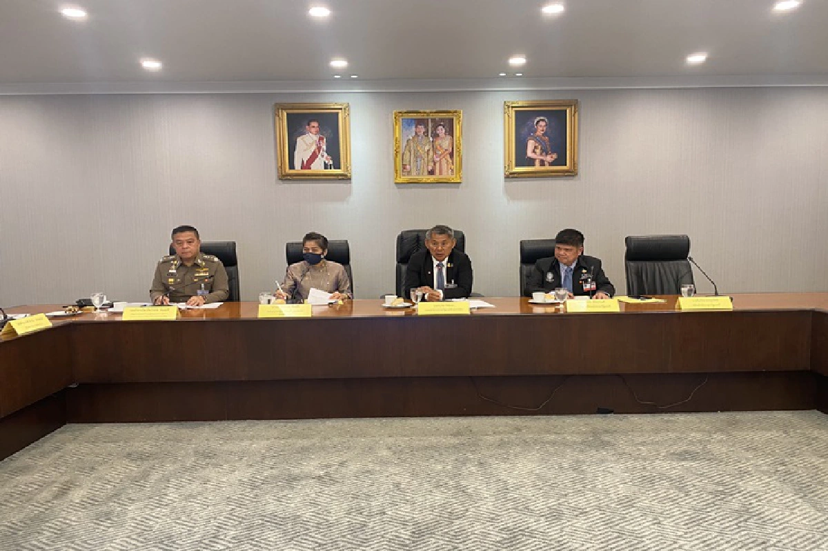 ทำเนียบฯ ถกรับมือม็อบ 14 ตุลา รปภ.เข้ม