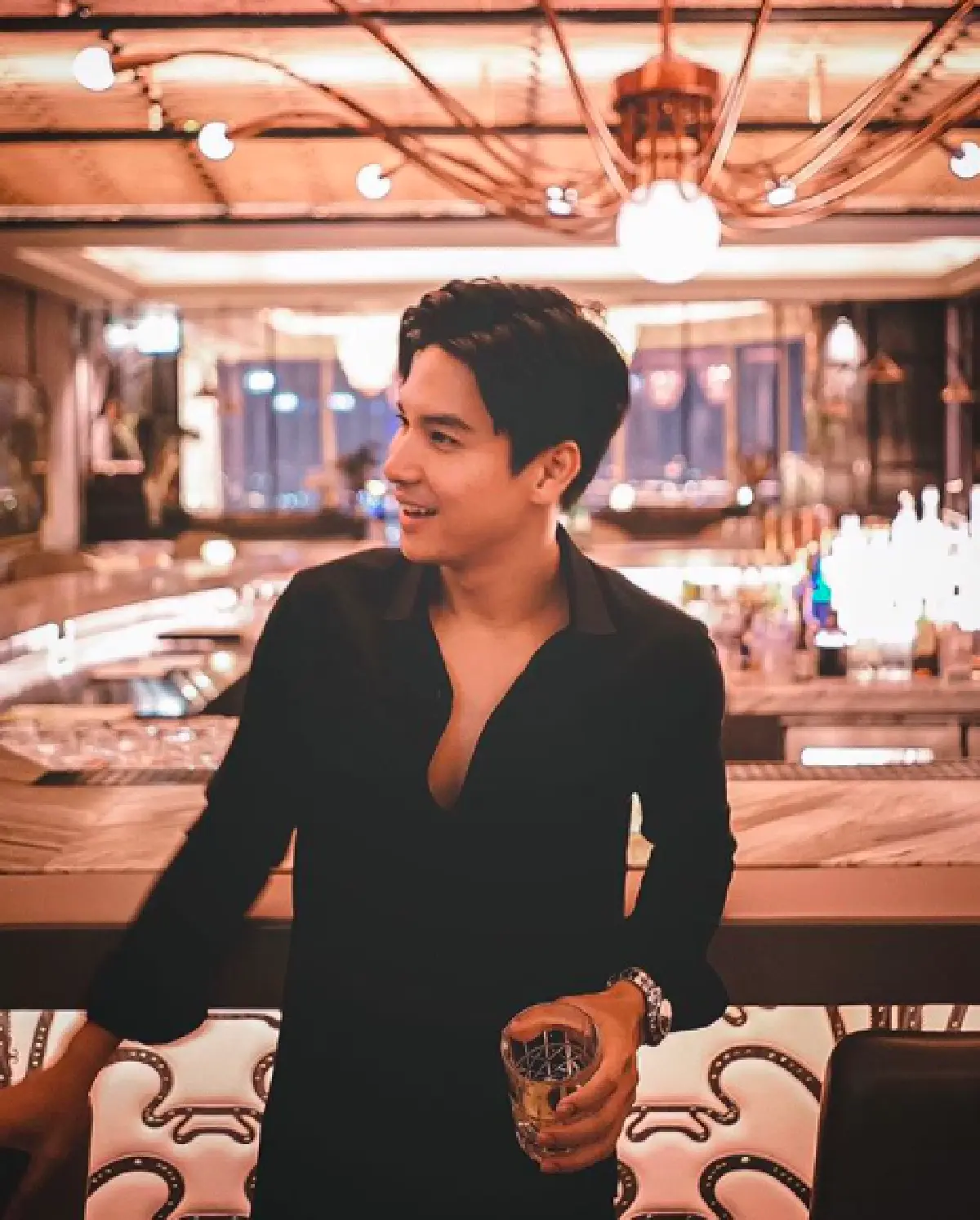 "ไมค์ ภัทรเดช" ควักเงินก้อนโต เซอร์ไพรส์ให้คุณแม่ในวันเกิด