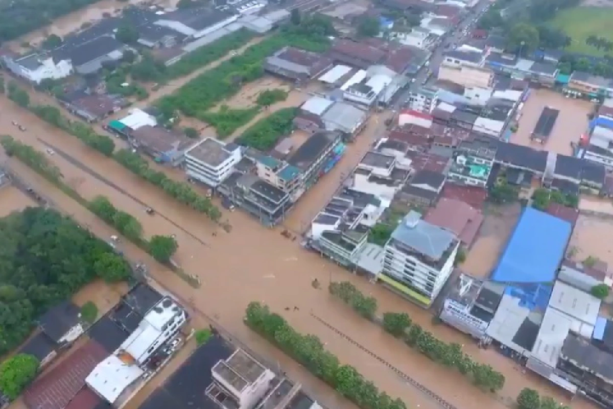 น้ำป่าเขาใหญ่หลากท่วมปากช่องอ่วมทั้งเมือง