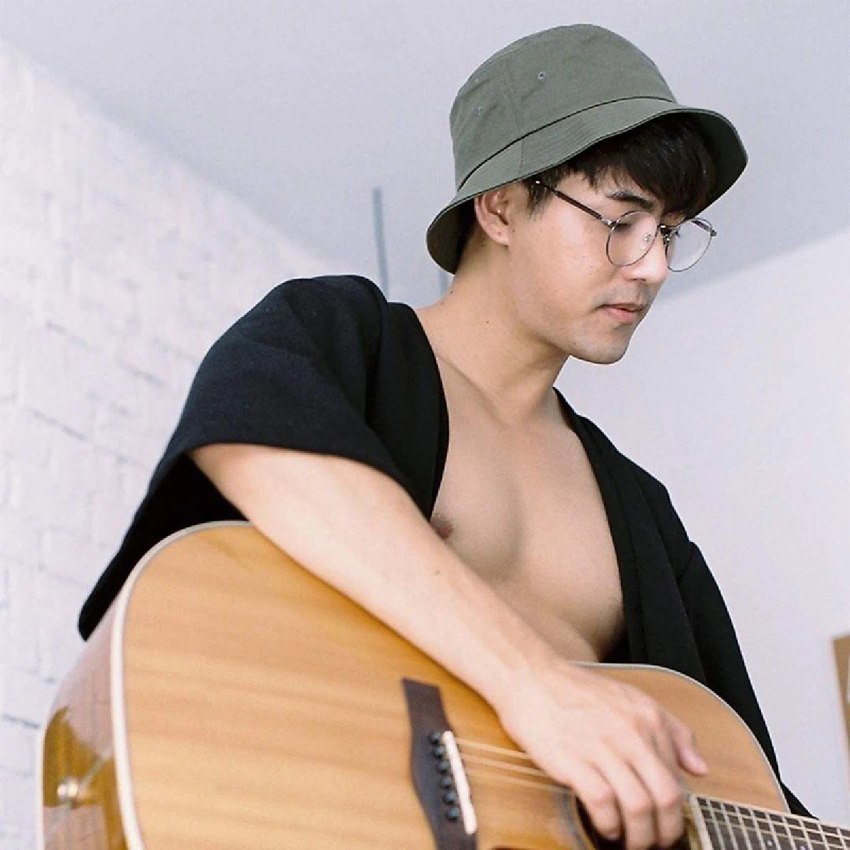 ภูมิใจในตัวเองจะตาย! เต็งหนึ่ง คณิศ ตอบกลับหลังคนเมนต์ เสียดาย..ไม่น่าเป็นเกย์