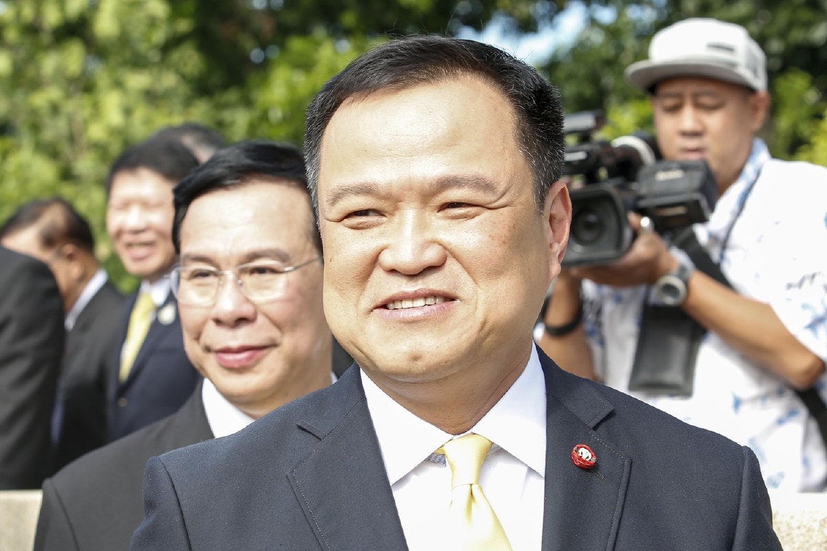 อนุทินขอเรียกคุยสัปดาห์หน้าปมตัดงบแพทย์ฉุกเฉิน อนุทินขอเรียกคุยสัปดาห์หน้าปมตัดงบแพทย์ฉุกเฉิน