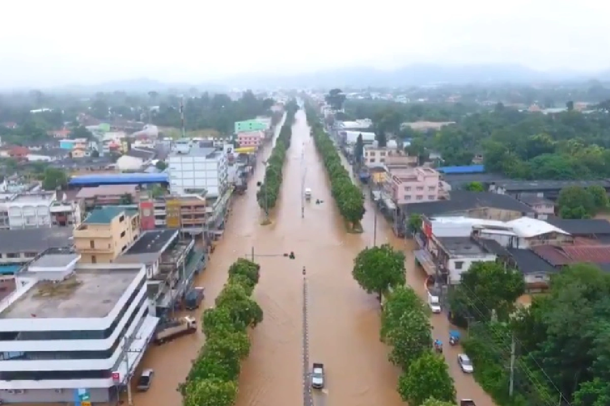 น้ำป่าเขาใหญ่หลากท่วมปากช่องอ่วมทั้งเมือง