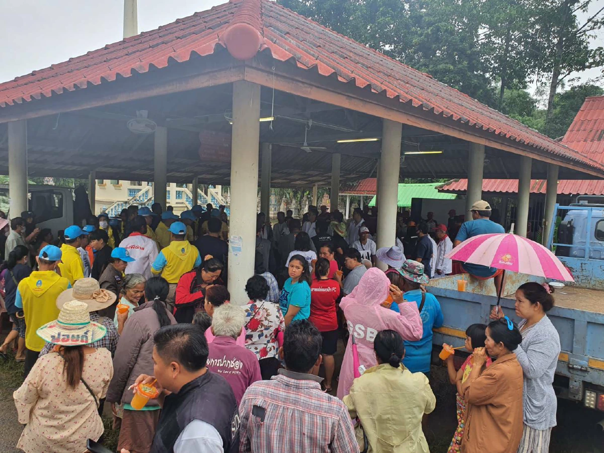 "เพื่อไทย"ซับน้ำตาชาวปากช่องกระทุ้งรัฐเร่งช่วยเหลือเหยื่อน้ำท่วม