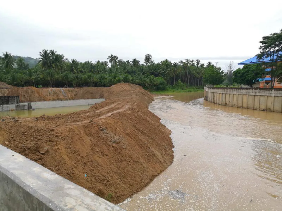 กรมชลฯกำชับทุกฝ่ายตั้งรับอุทกภัย มั่นใจคลองลัดบางสะพานสกัดน้ำหลากเข้าเขตเมือง