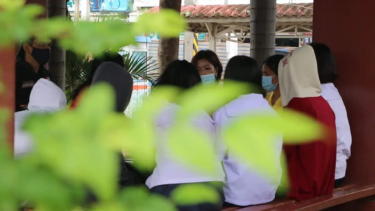 ครูสาวพา 5 นร.หญิงแจ้งความจับผอ.หื่นชอบลวนลาม