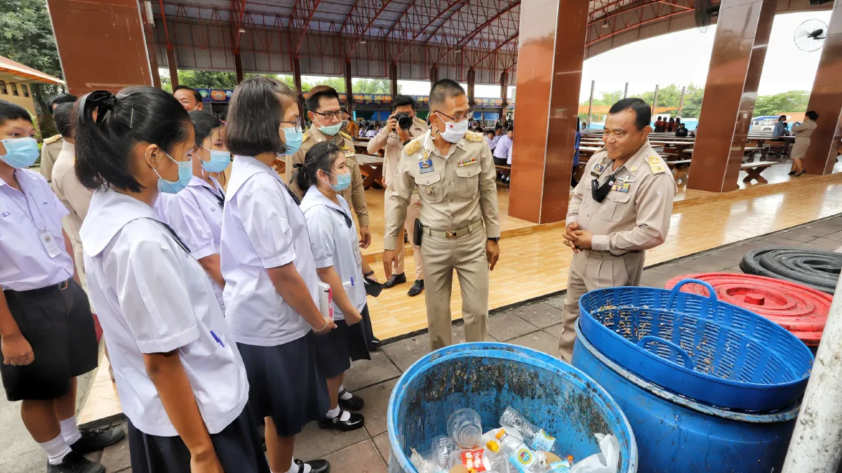 พ่อเมืองพาผู้ว่าน้อยทัวร์ดูการทำงานของจริงปลุกจิตสำนึกรักบ้านเกิด