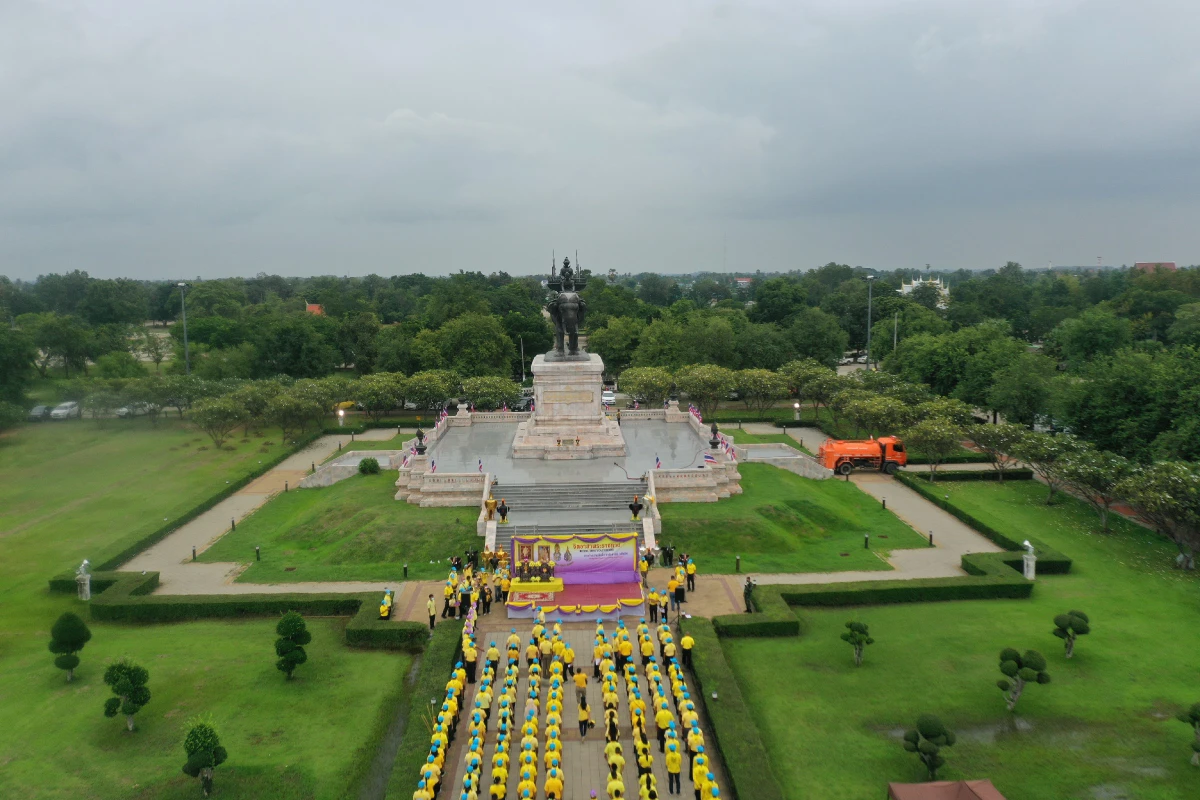 จิตอาสาทั่วประเทศพร้อมใจทำความดีด้วยถวายเป็นพระราชกุศล