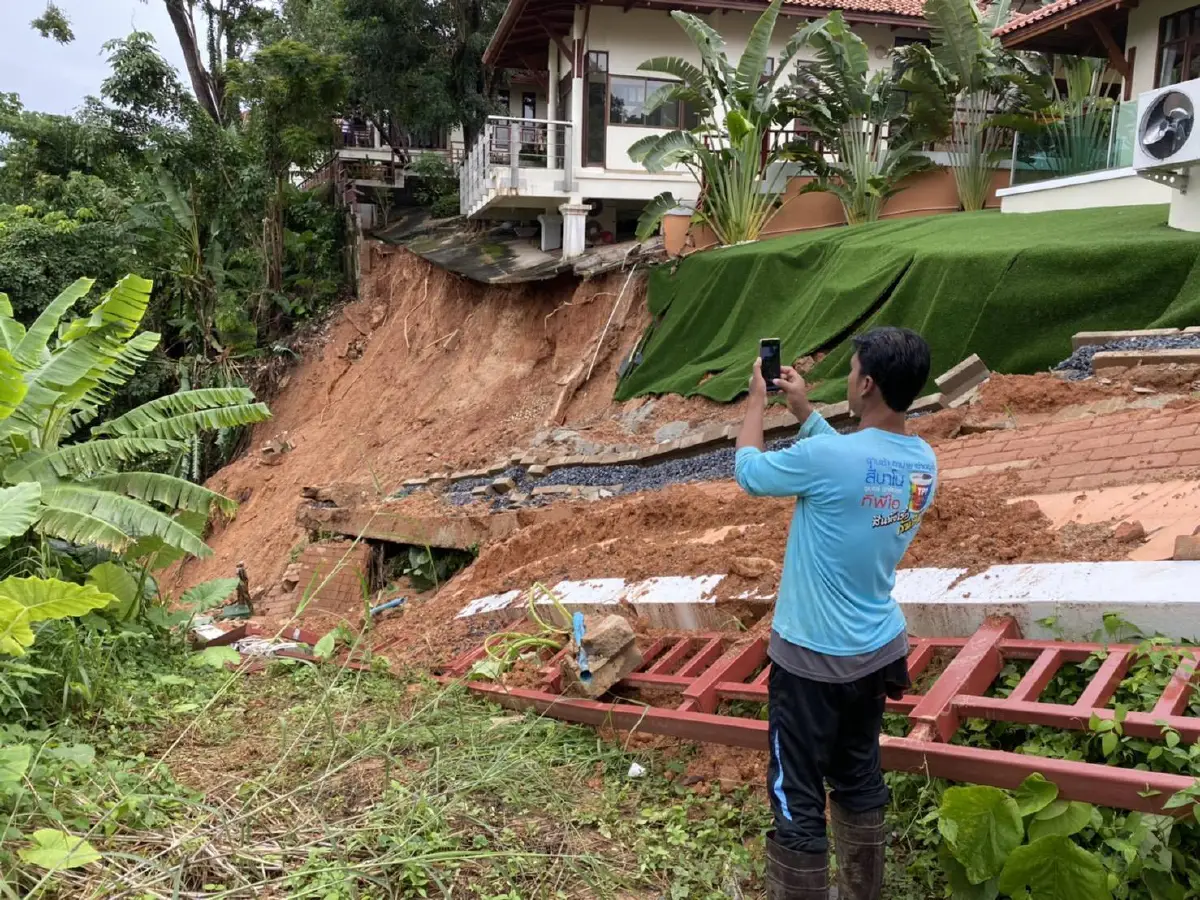 ดินสไลด์บ้านพักตากอากาศหรูในภูเก็ตหวิดพังถล่ม