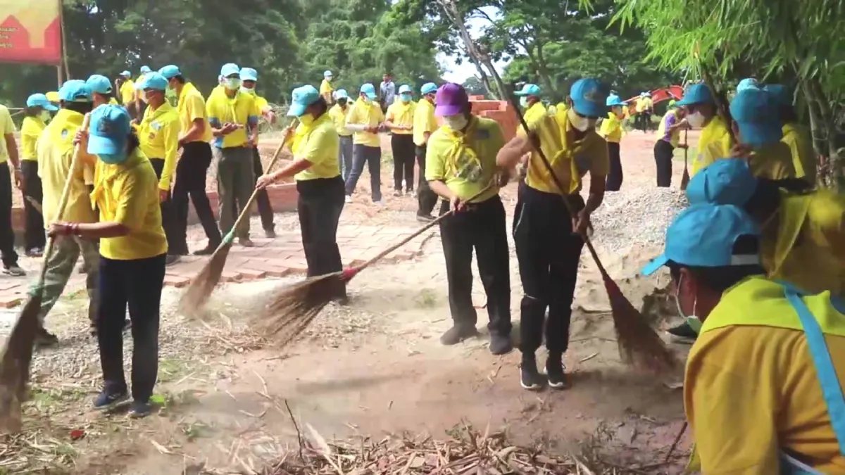 จิตอาสาทั่วประเทศพร้อมใจทำความดีด้วยถวายเป็นพระราชกุศล