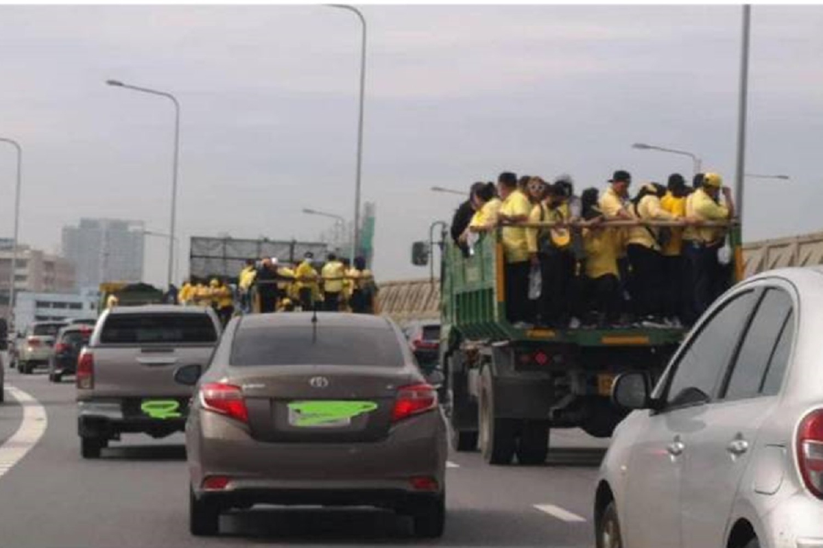 กทม.แจงยิบรถบรรทุกคนบนทางด่วนไม่ใช่รถขนขยะสับจนท.บกพร่อง กทม.แจงยิบรถบรรทุกคนบนทางด่วนไม่ใช่รถขนขยะสับจนท.บกพร่อง