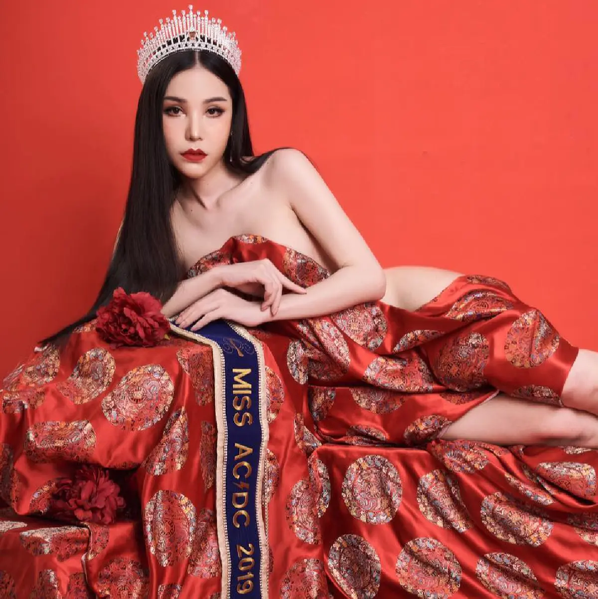 ทำความรู้จัก “หมวย โซฮอท” สาวประเภทสองคนดัง ดีกรี Miss ACDC 2019