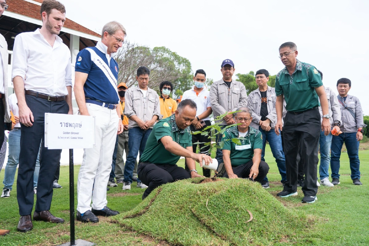 “ฮาราลด์ ลิงค์” นำทัพ บี.กริม เดินหน้าขยายพื้นที่ป่าเพื่อความยั่งยืน ผนึกกรมป่าไม้ จัดกิจกรรมปลูกสวนป่า ปลูกกล้าไม้ทรงปลูก “ต้นราชพฤกษ์-ต้นนนทรี”