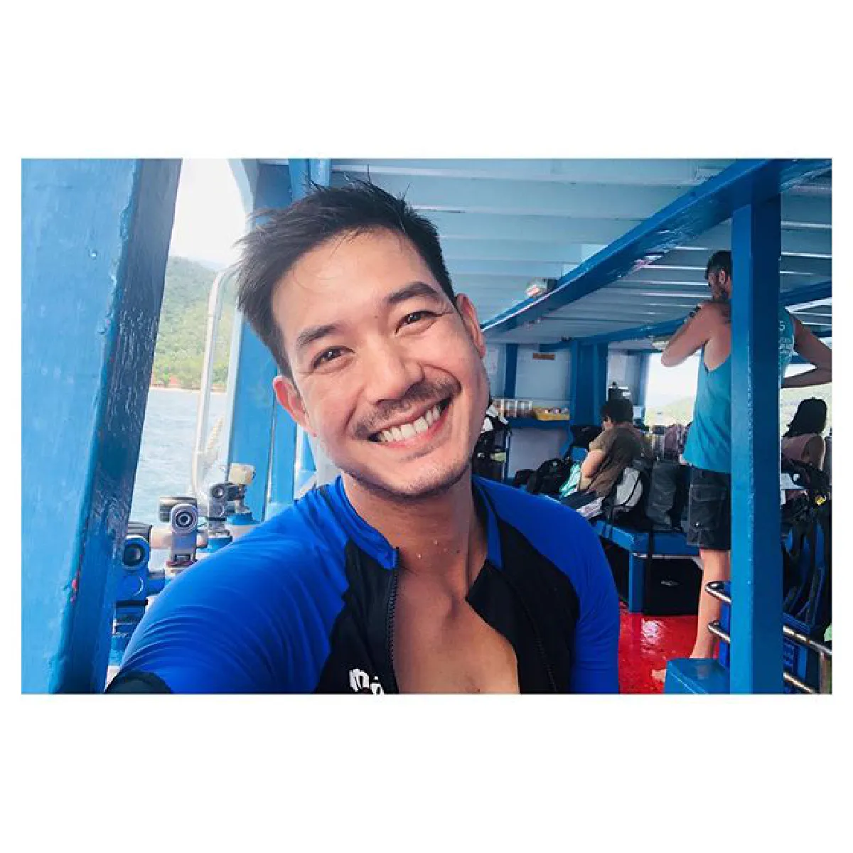 “เวียร์-เบลล่า" อวดภาพหวานใต้น้ำ หลังจูงมือกันไปเรียนดำน้ำ