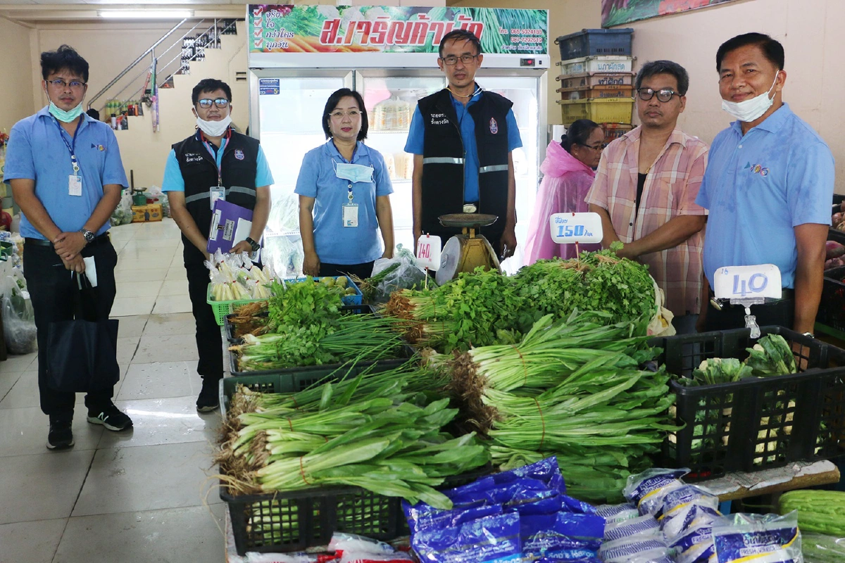 พาณิชย์เมืองชาละวันเดินตลาดสำรวจราคาพืชผักช่วงกินเจ
