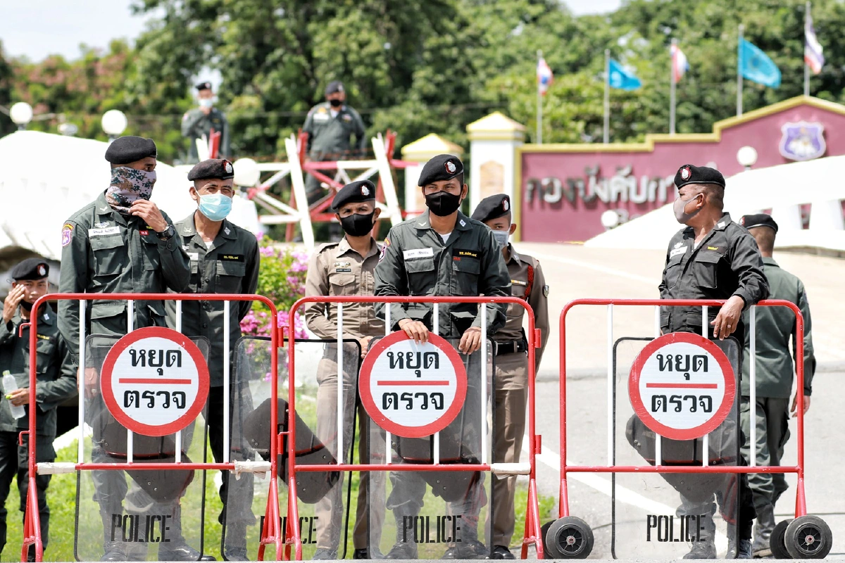 ตำรวจคุมตัวบุญเกื้อหนุน-เอกชัยสอบสวนตชด ภ.1