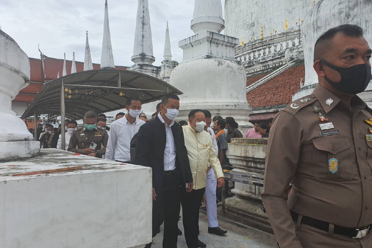 "บิ๊กป้อม"ล่องใต้เมืองคอนร่วมพิธีพุทธาเทวาภิเษกพระนางตราหัวนะโม "บิ๊กป้อม"ล่องใต้เมืองคอนร่วมพิธีพุทธาเทวาภิเษกพระนางตราหัวนะโม