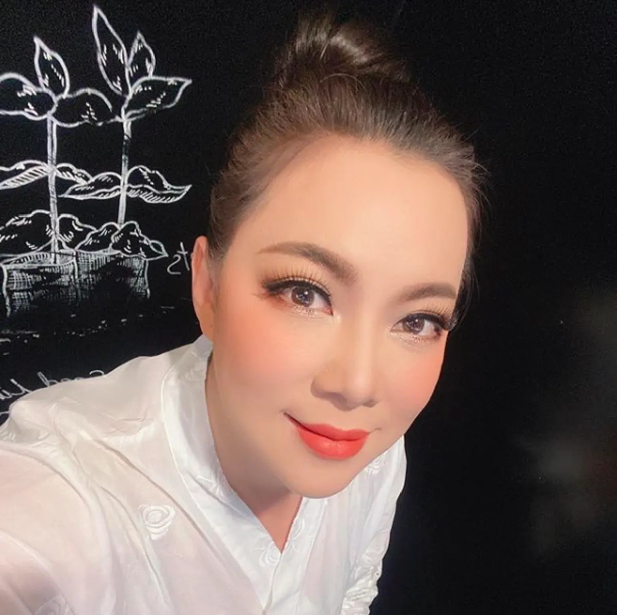 อยู่เคียงข้างประชาชนเสมอ! “บุ๋ม ปนัดดา” ตอบชัดคำถาม "ตอนนี้เป็นกลางได้จริงๆ เหรอ"