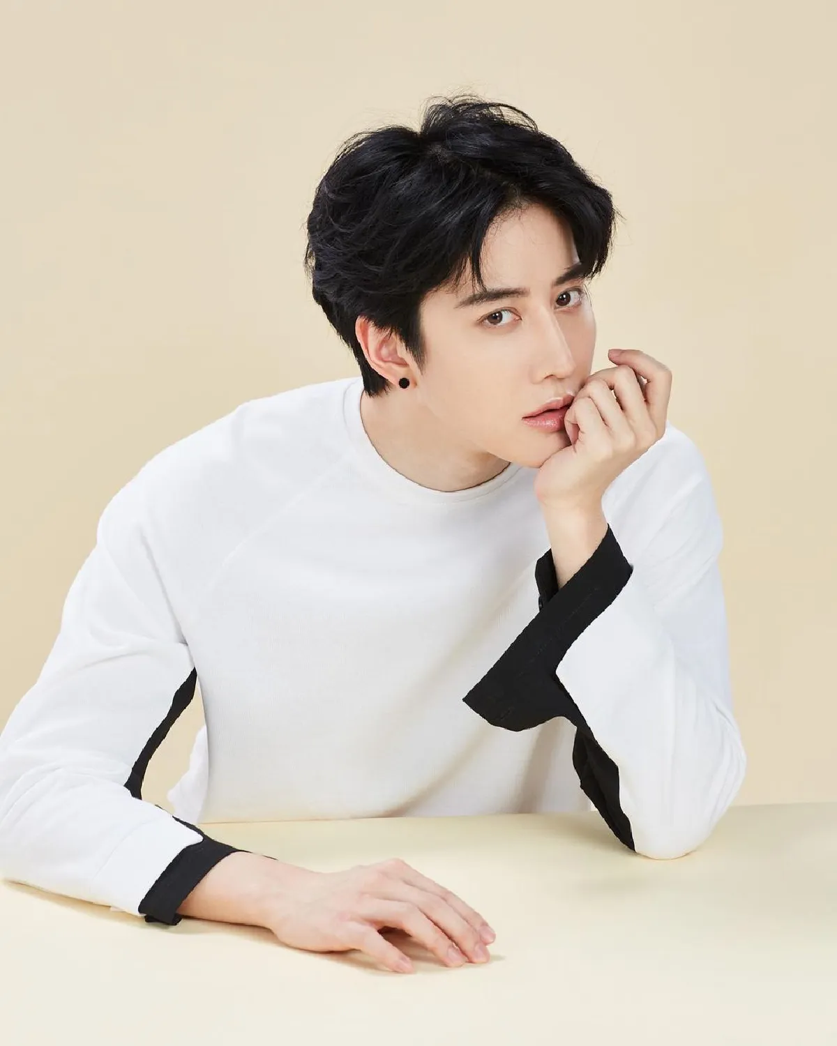 “ไมค์” ได้เจอ “น้องแม็กซ์เวลล์” แล้ว!! หลัง “ซาร่า” พาลูกบินตรงจากภูเก็ต มาหาตามสัญญา