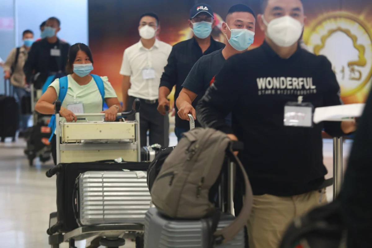 นักท่องเที่ยวพิเศษ 39 คนจากจีนเดินทางถึงสุวรรณภูมิแล้ว