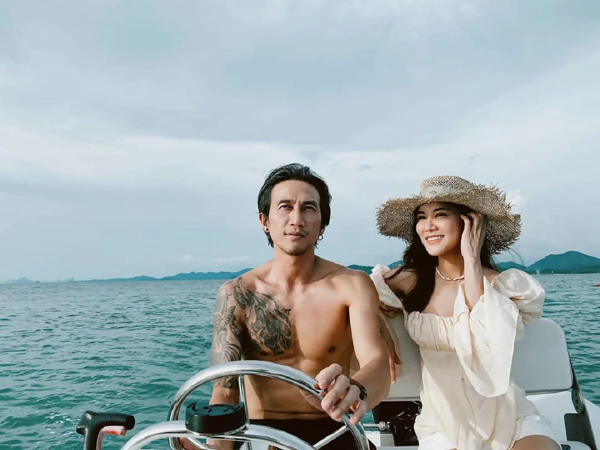 สวยอลังออร่าแรง! ก้อย รัชวิน ลองชุดเจ้าสาวสุดอลังการอีกเซ็ต