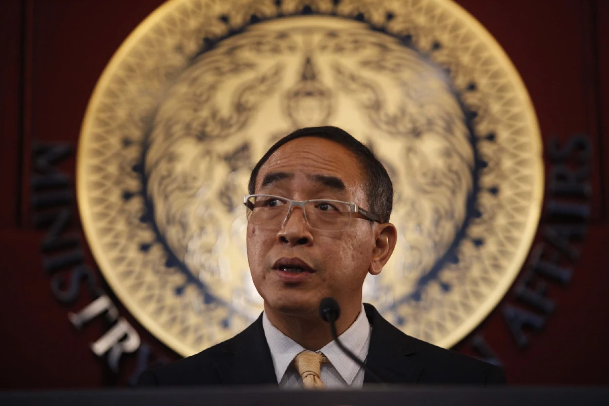 "บัวแก้ว"แจงทูตใช้พรก.ฉุกเฉินม็อบส่งรุนแรง-กระทบขบวนเสด็จ