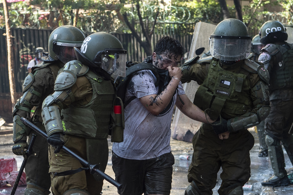 ชิลีลุกเป็นไฟ! ประชาชนประท้วงเดือดปะทะตำรวจโกลาหล