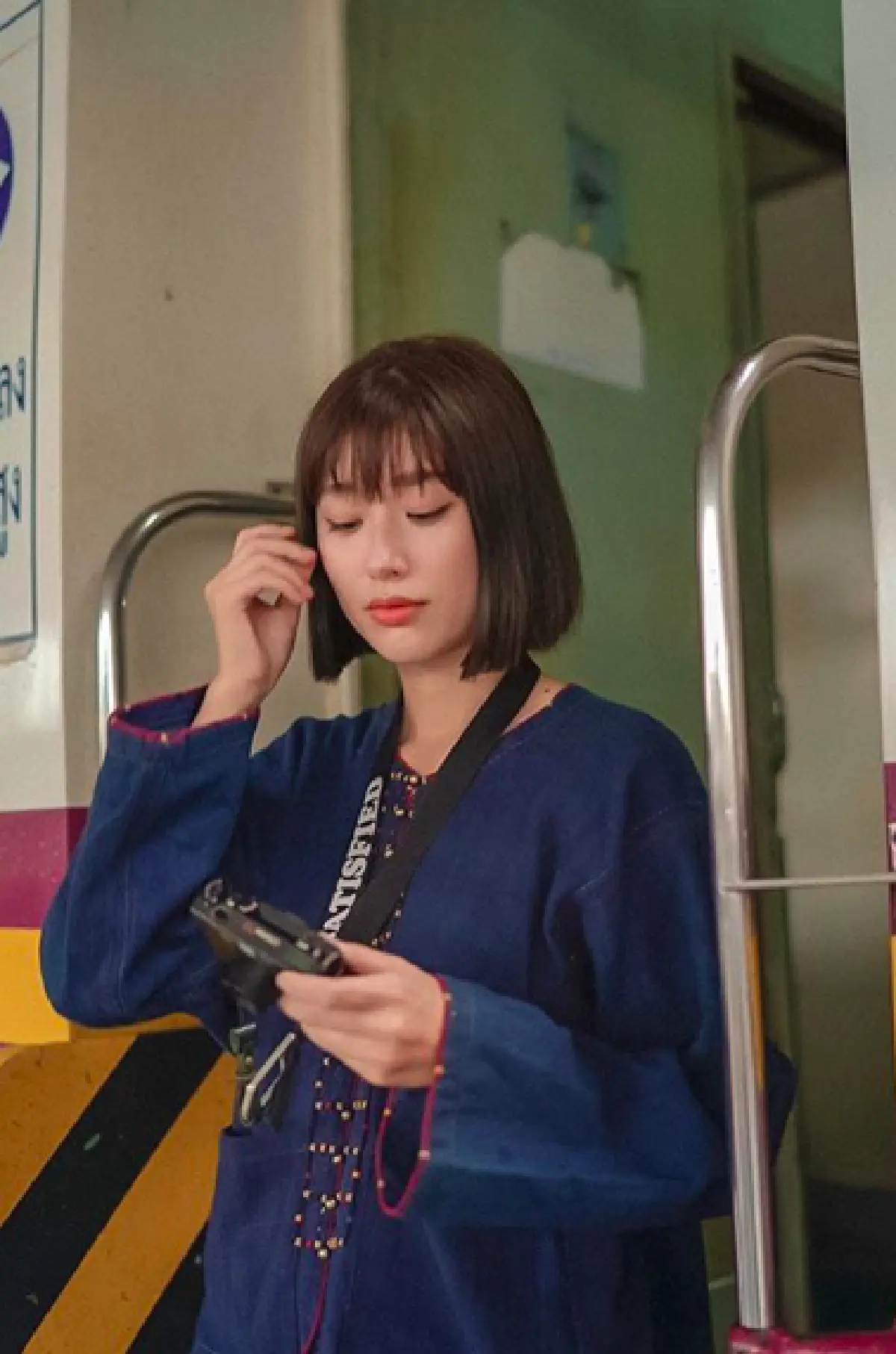 หน้าเด็กหนักมาก! “แก้ว จริญญา” หั่นผมบ๊อบสั้นฝีมือว่าที่เจ้าบ่าว