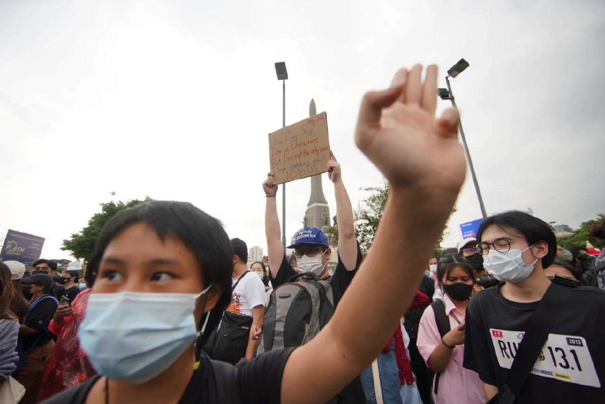 ม็อบมาตามนัดรวมตัวอนุสาวรีย์ชัยสมรภูมิ