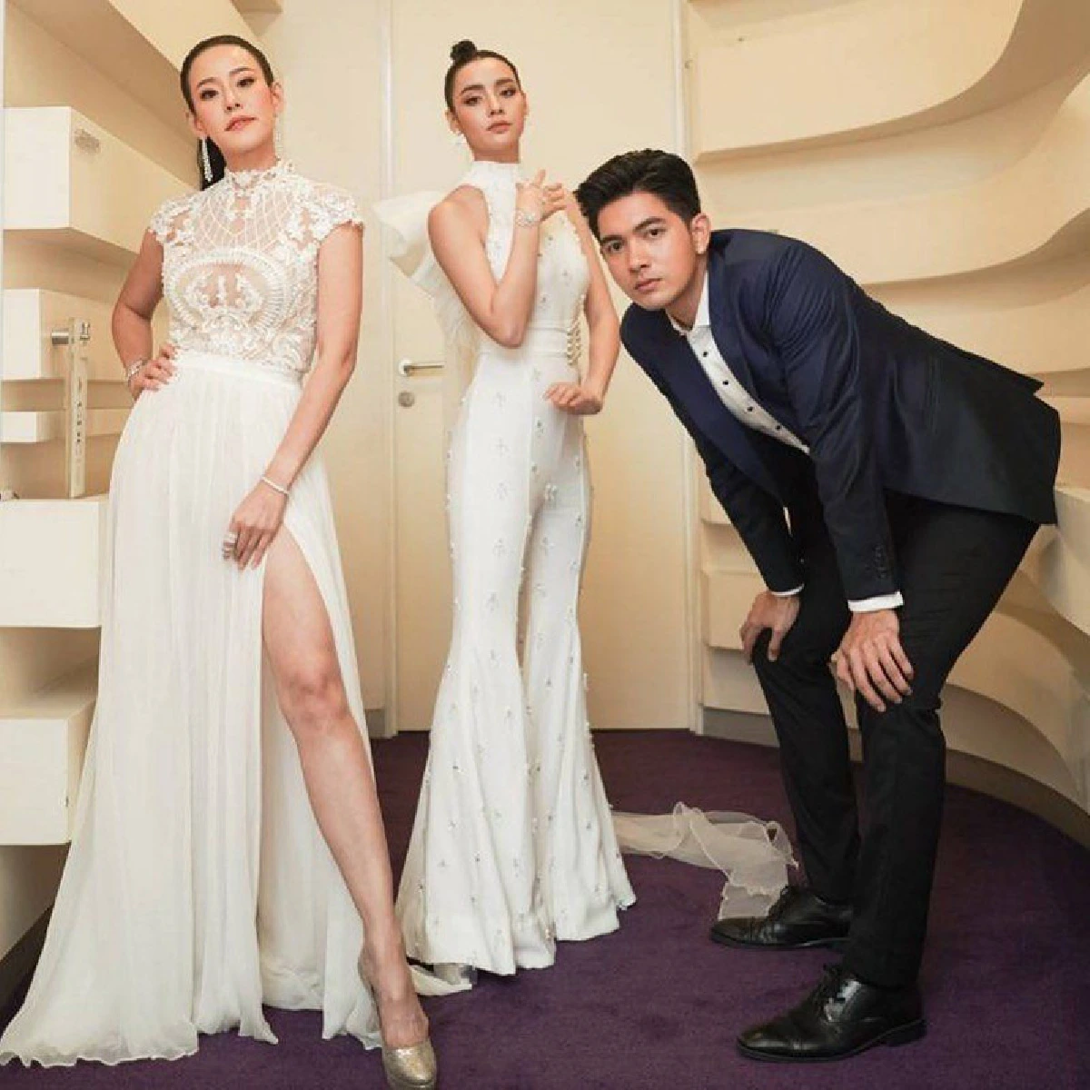 สวยเป๊ะปัง! หนิง ปณิตา กับชุดขาวซีทรูแหวกขาสูง..เซ็กซี่ไม่เปลี่ยนจริงๆ 